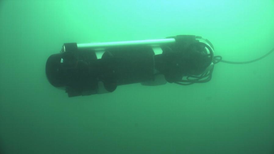 ROV subacqueo in operazione